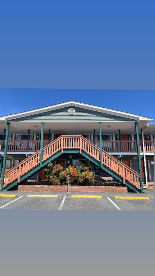 צ'ינקוטיג Atlantic Shores Inn And Suites מראה חיצוני תמונה